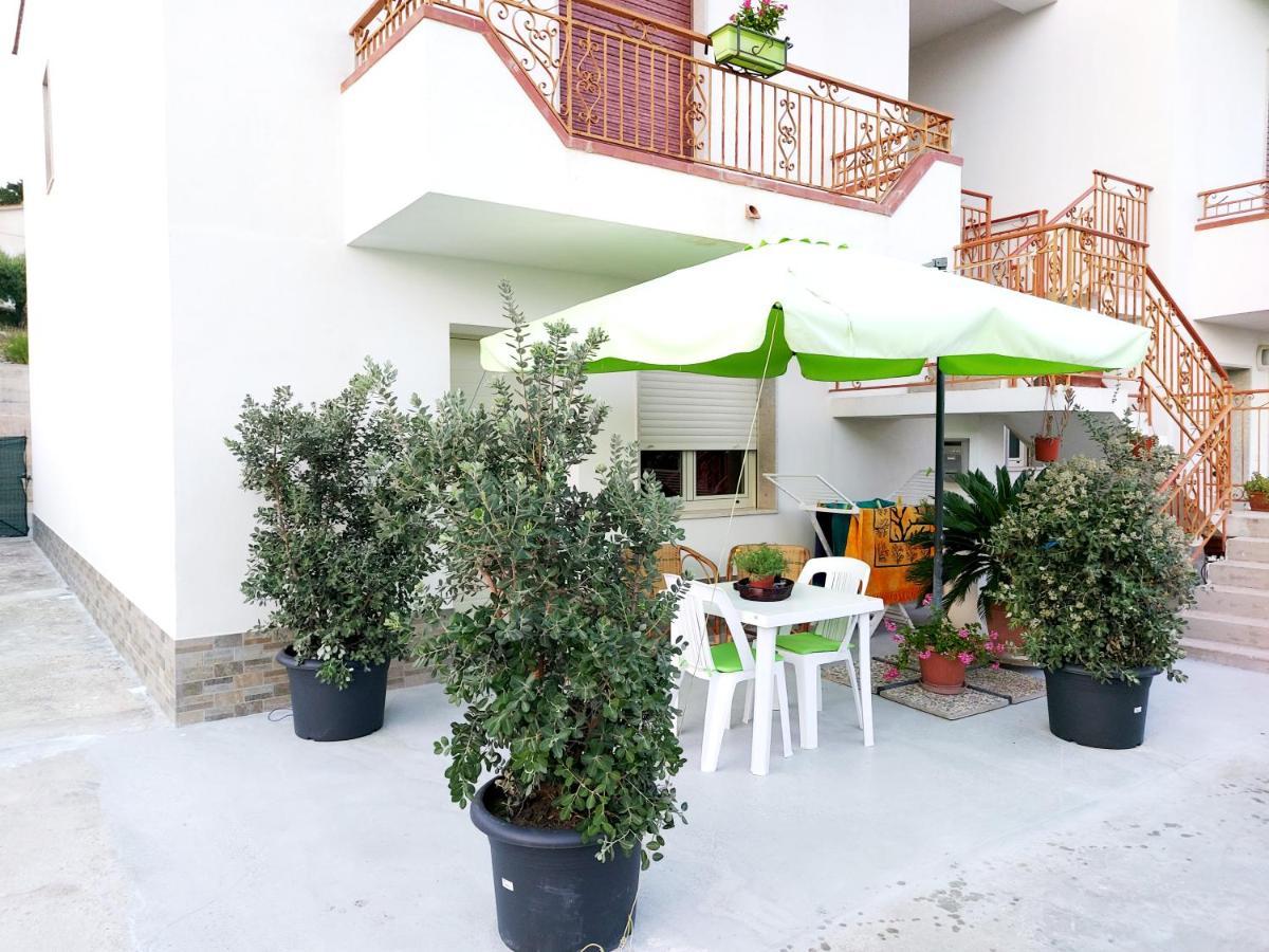 Sole E Fiori Di Sicilia Apartment Valderice Luaran gambar