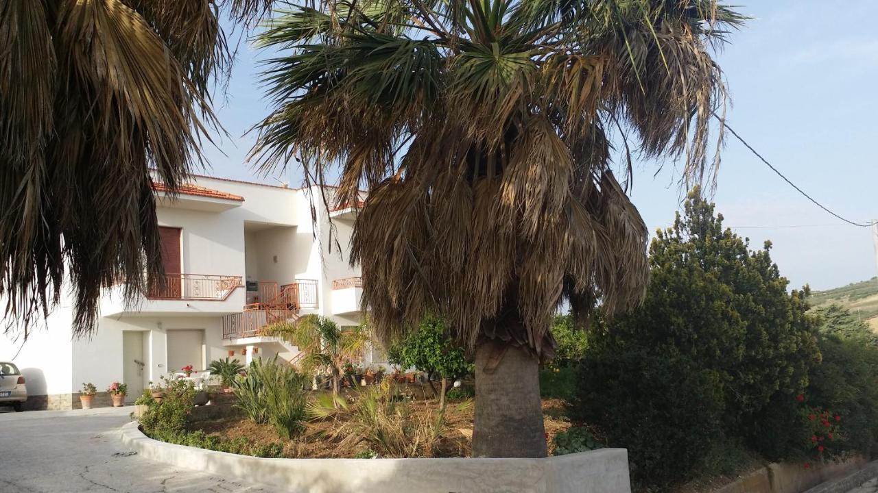 Sole E Fiori Di Sicilia Apartment Valderice Luaran gambar
