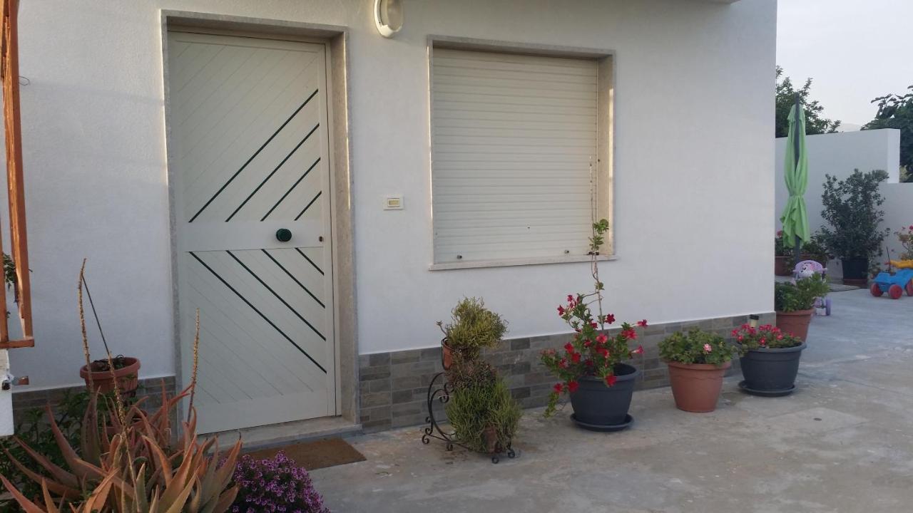 Sole E Fiori Di Sicilia Apartment Valderice Luaran gambar